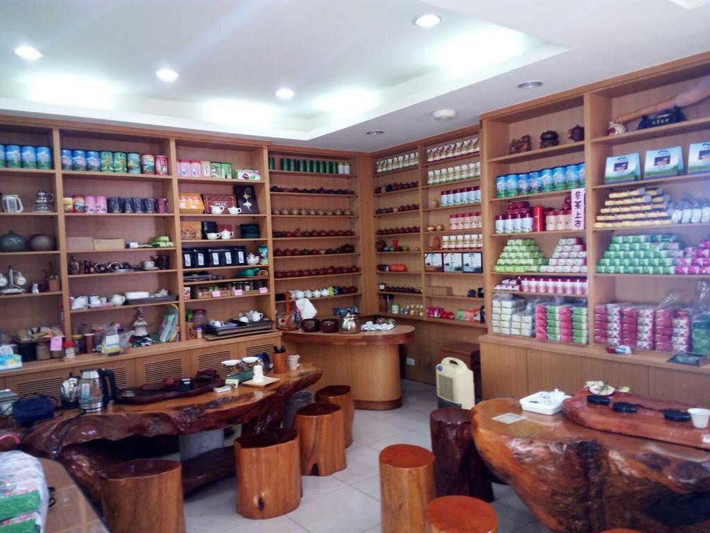 Qun Feng Hotel Fenchihu Luaran gambar