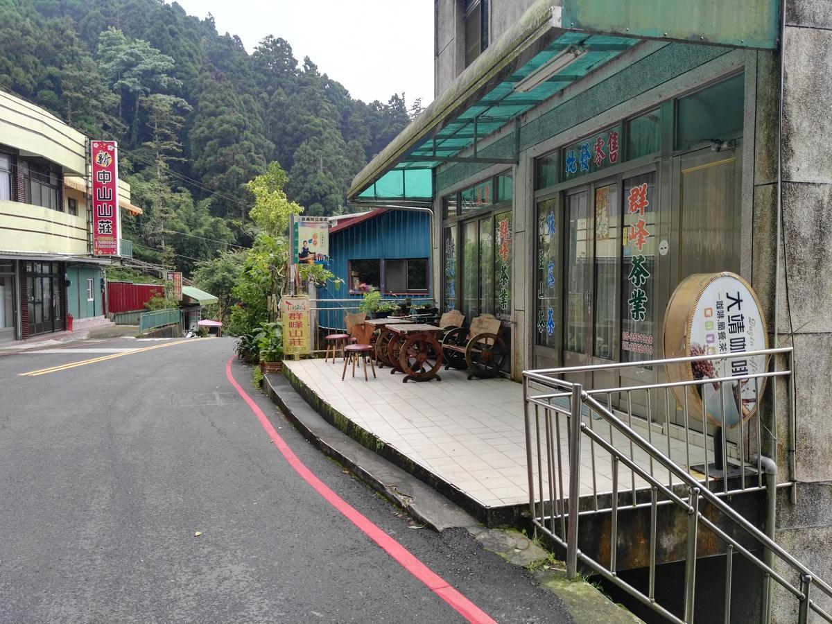 Qun Feng Hotel Fenchihu Luaran gambar
